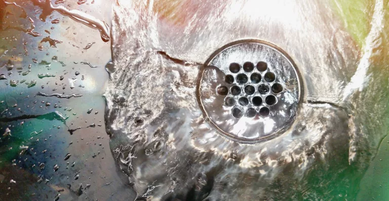 Sink drain with flowing water
