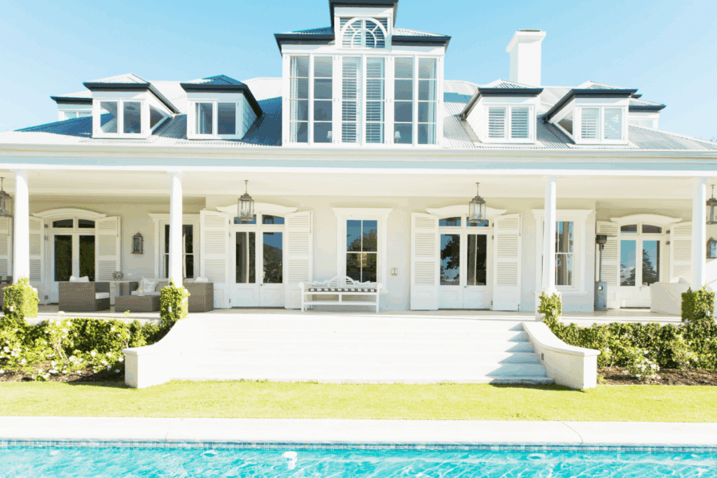 How Much is Homeowners Insurance on a $400,000 Residential Home